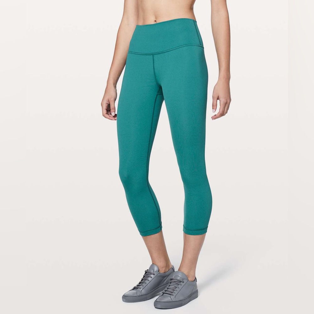 NWOT Lululemon Wunder Under Full On Luxtreme Crop 21" Deep Cove